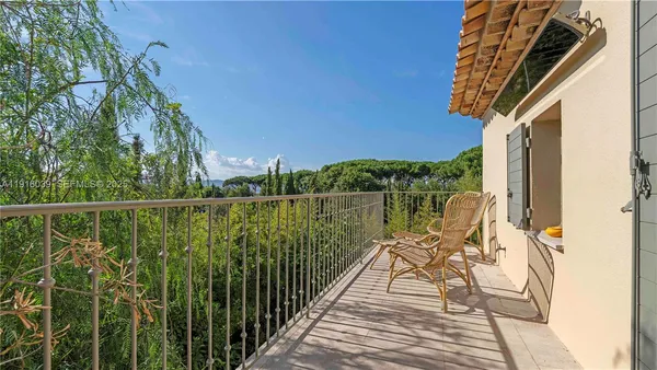 $169,000 | La Belle Isnarde Euclia