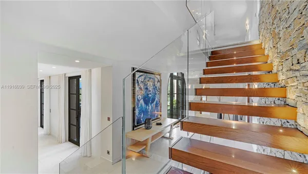 $169,000 | La Belle Isnarde Euclia
