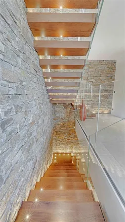 $169,000 | La Belle Isnarde Euclia