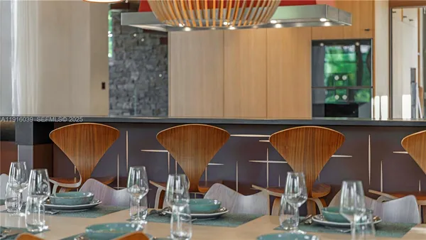 $169,000 | La Belle Isnarde Euclia