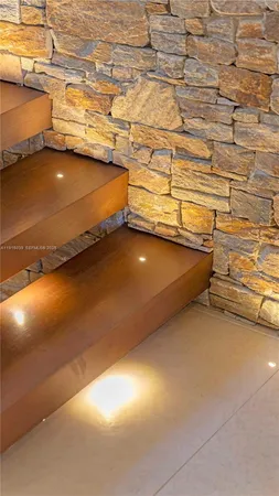 $169,000 | La Belle Isnarde Euclia