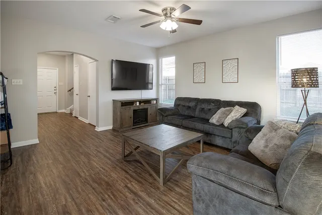 $3,000 | 2903 McLaren Drive, College Station, TX 77845