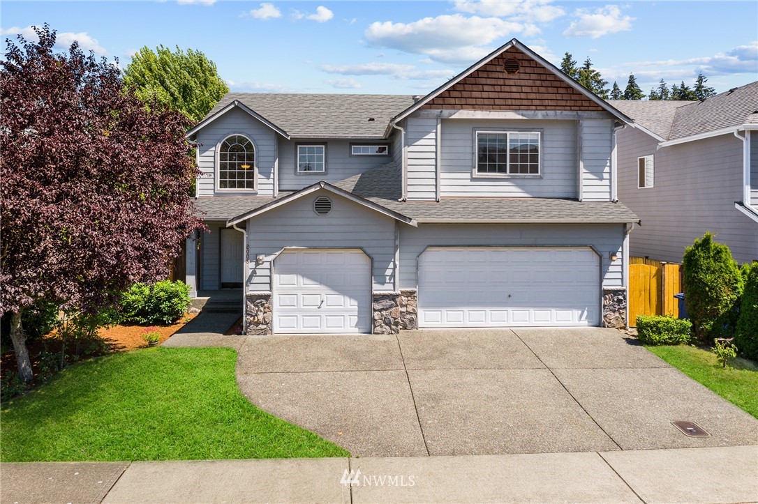 2008 Queen Avenue Northeast Renton, WA 98056 - Photo 1 of 29 Gallery Image 1