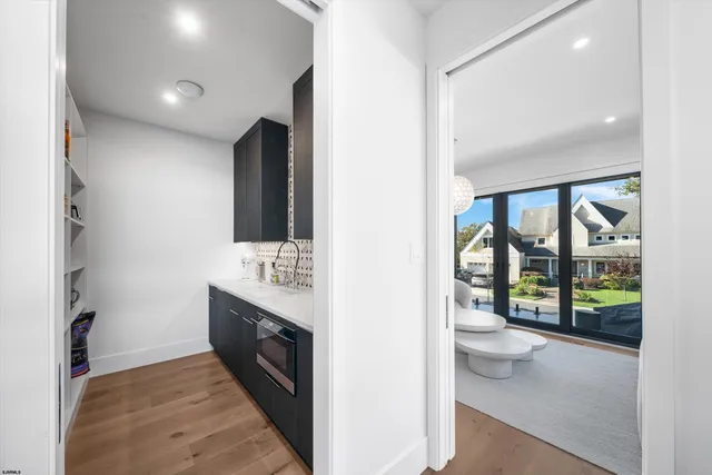 $4,695,000 | 8210 West Bayshore Drive, Margate City, NJ 08402