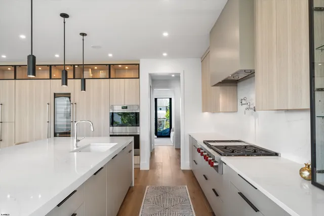 $4,695,000 | 8210 West Bayshore Drive, Margate City, NJ 08402