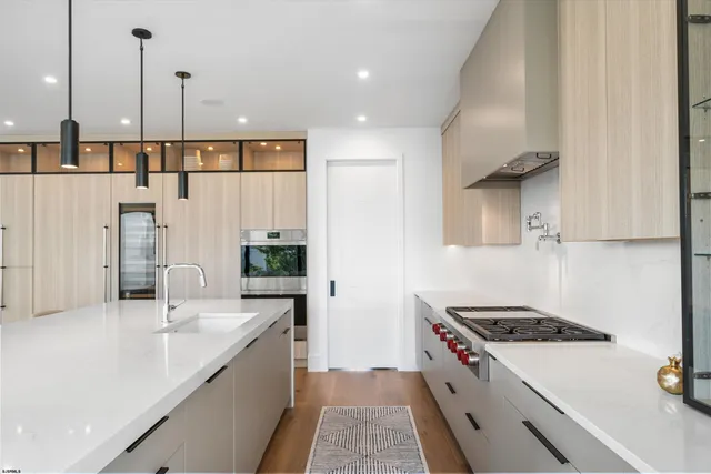 $4,695,000 | 8210 West Bayshore Drive, Margate City, NJ 08402