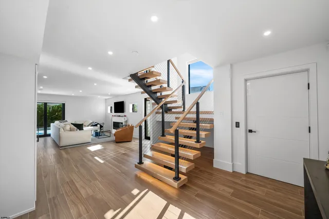 $4,695,000 | 8210 West Bayshore Drive, Margate City, NJ 08402