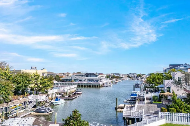 $4,695,000 | 8210 West Bayshore Drive, Margate City, NJ 08402