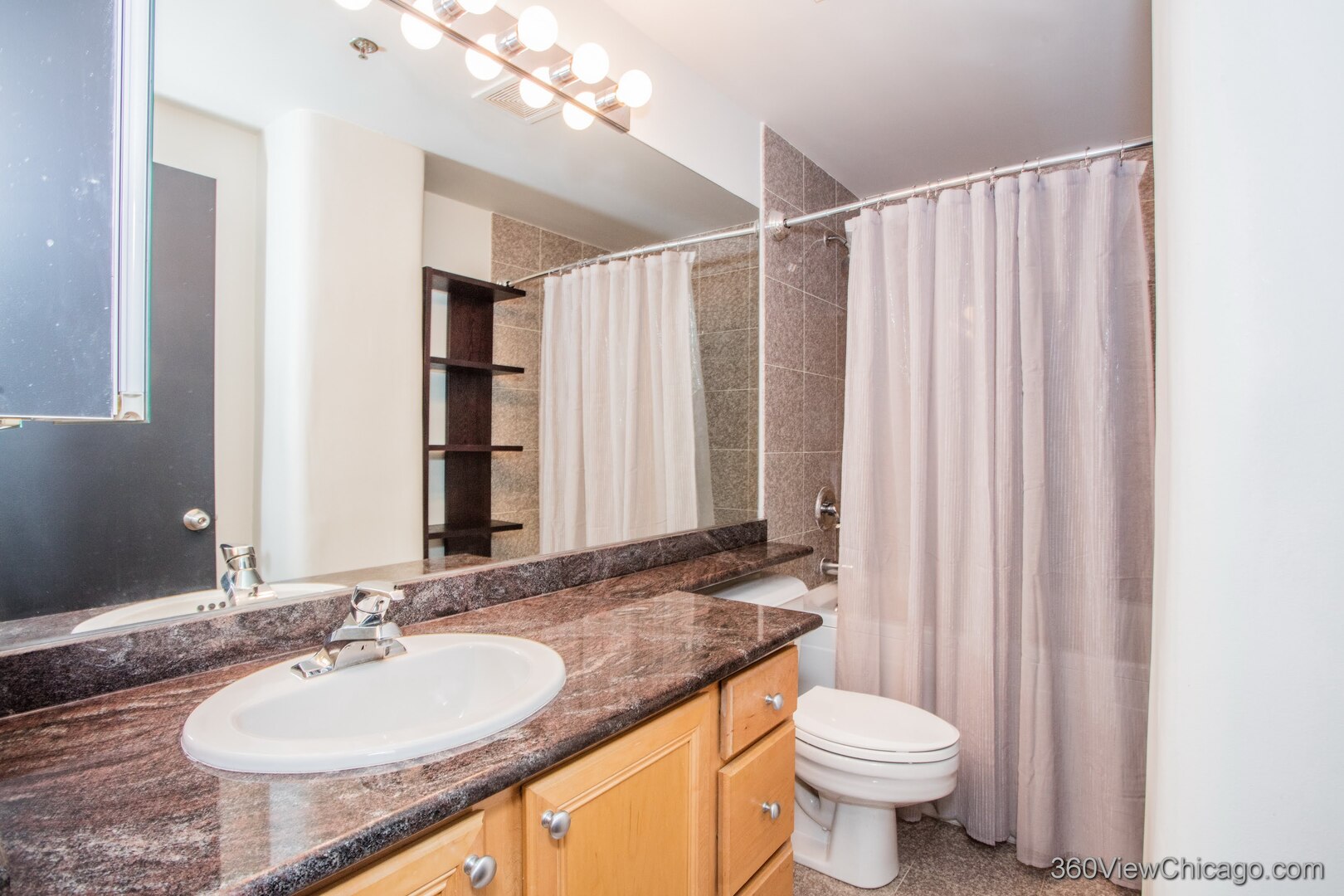 500 South Clinton Street, Unit 411 Chicago, IL 60607 - Photo 13 of 22
