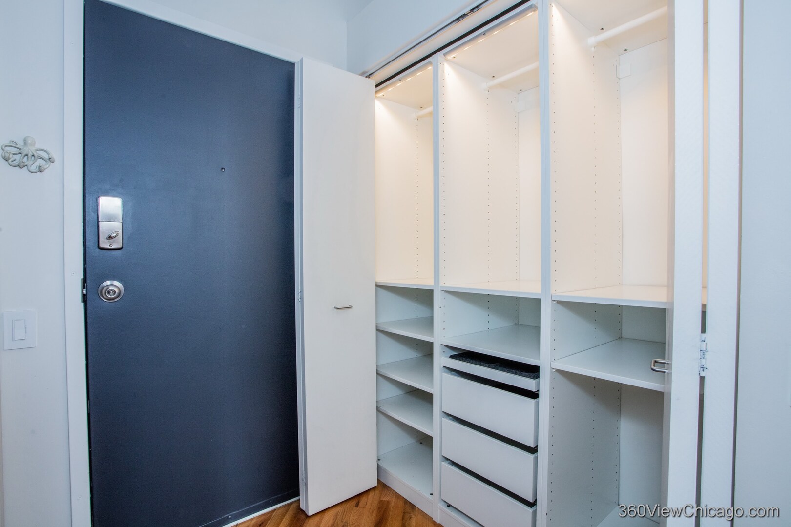 500 South Clinton Street, Unit 411 Chicago, IL 60607 - Photo 16 of 22