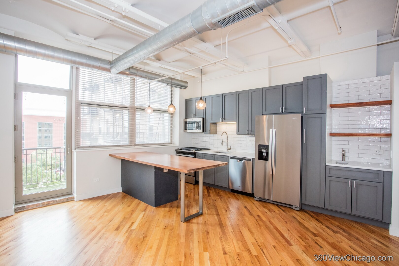 500 South Clinton Street, Unit 411 Chicago, IL 60607 - Photo 3 of 22
