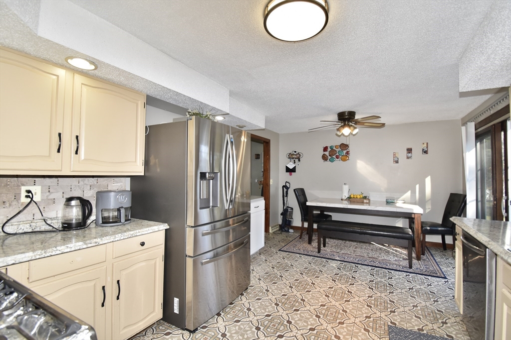 67 Basil Road, Unit 1 Chicopee, MA 01020 - Photo 15 of 26