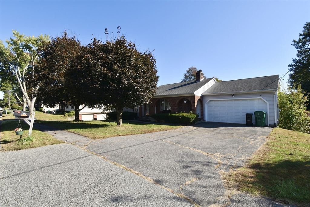 67 Basil Road, Unit 1 Chicopee, MA 01020 - Photo 3 of 26