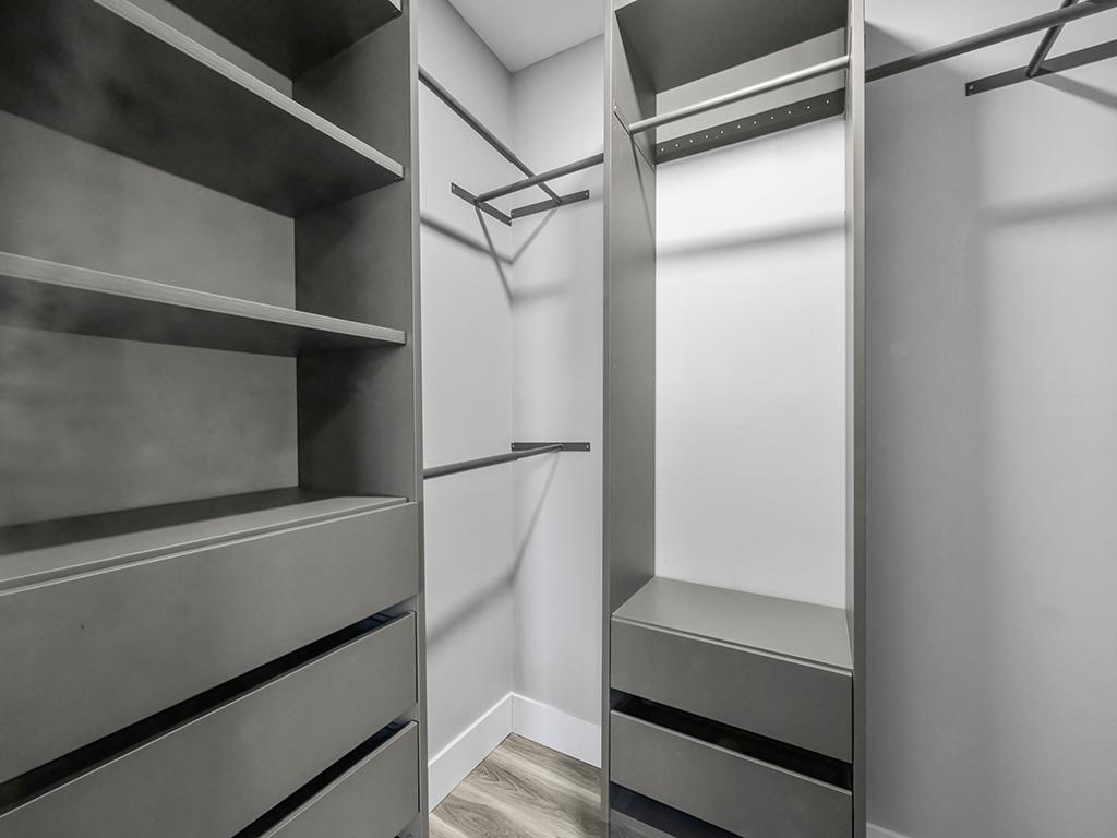 6140 Golden Valley Road Golden Valley, MN 55422 - Photo 14 of 31