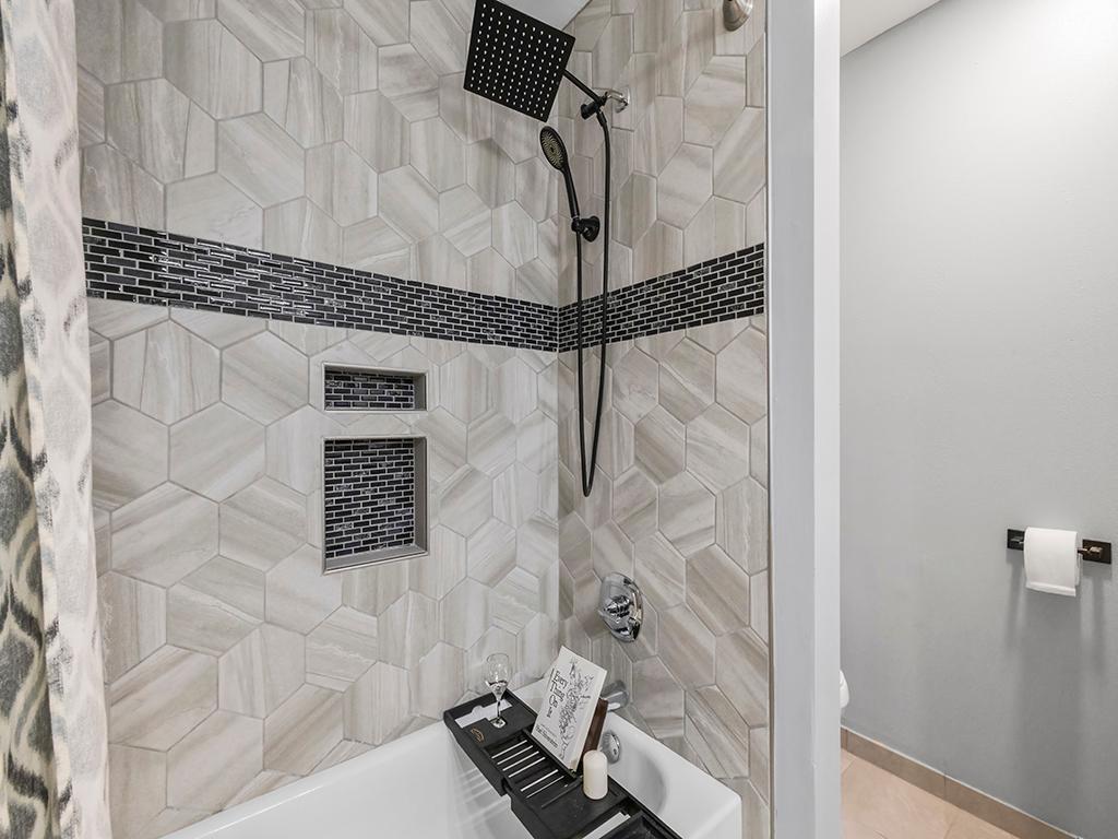 6140 Golden Valley Road Golden Valley, MN 55422 - Photo 15 of 31