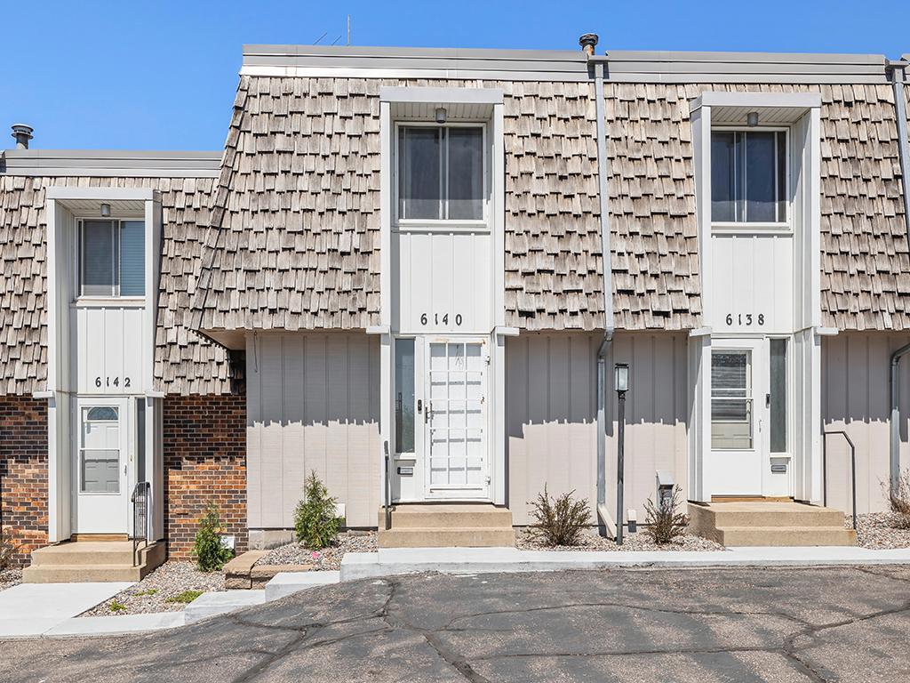 6140 Golden Valley Road Golden Valley, MN 55422 - Photo 2 of 31