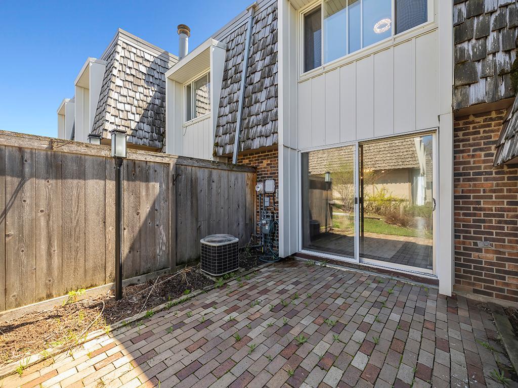 6140 Golden Valley Road Golden Valley, MN 55422 - Photo 23 of 31