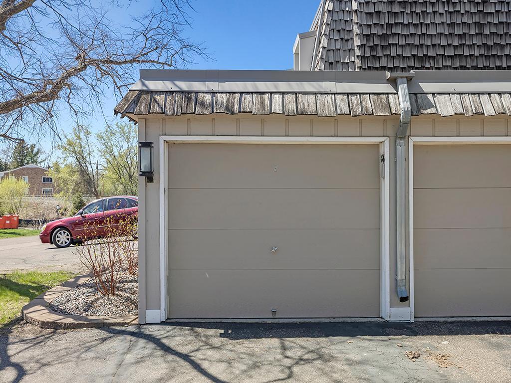 6140 Golden Valley Road Golden Valley, MN 55422 - Photo 27 of 31