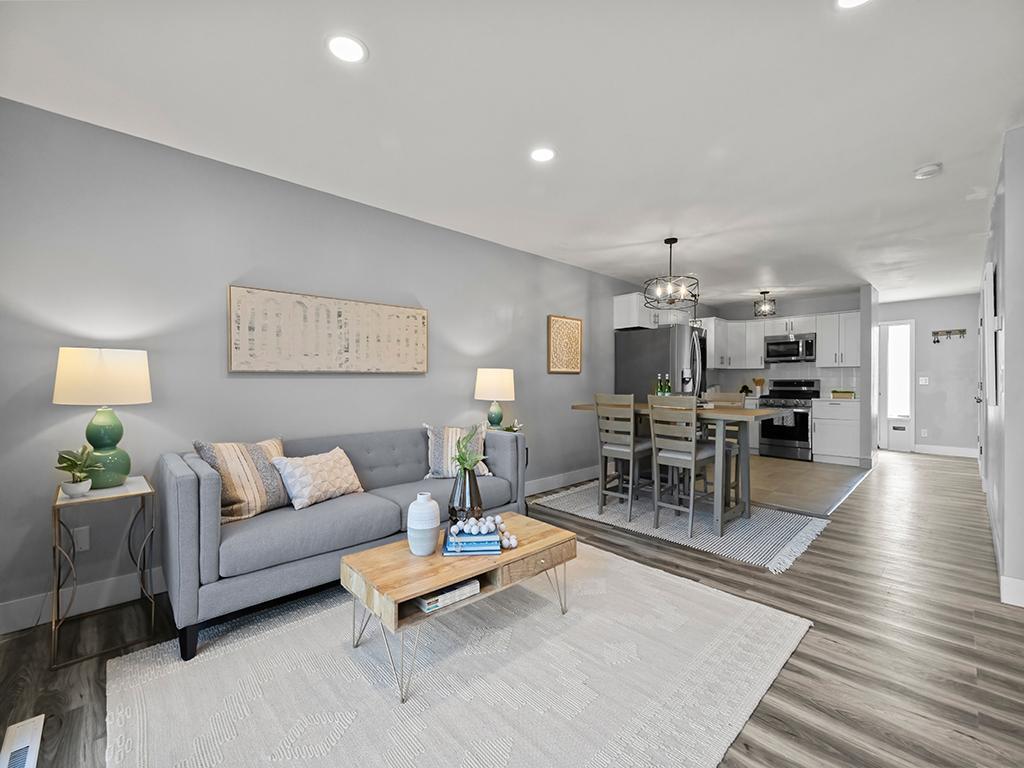 6140 Golden Valley Road Golden Valley, MN 55422 - Photo 9 of 31