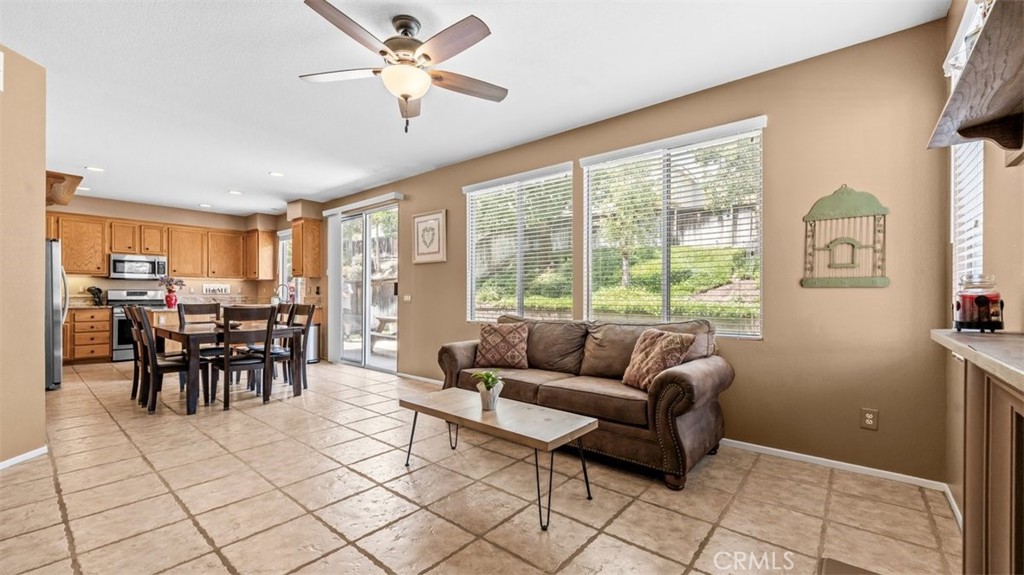 11492 Fallingstar Court Rancho Cucamonga, CA 91701 - Photo 6 of 22