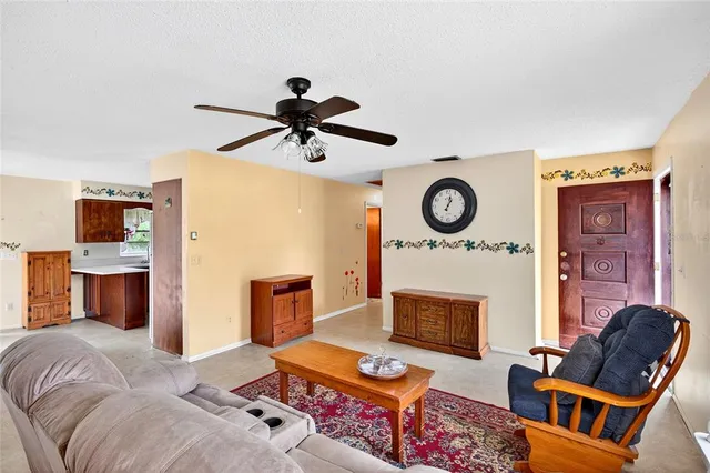 $210,000 | 6226 Southeast 122nd Lane, Belleview, FL 34420