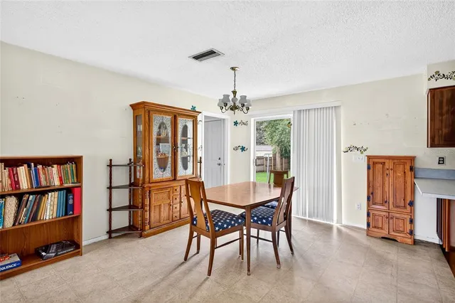 $210,000 | 6226 Southeast 122nd Lane, Belleview, FL 34420