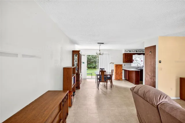 $210,000 | 6226 Southeast 122nd Lane, Belleview, FL 34420