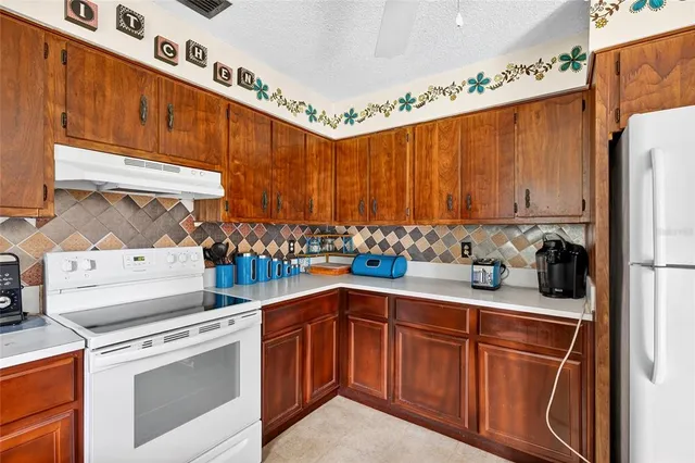 $210,000 | 6226 Southeast 122nd Lane, Belleview, FL 34420