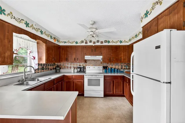 $210,000 | 6226 Southeast 122nd Lane, Belleview, FL 34420