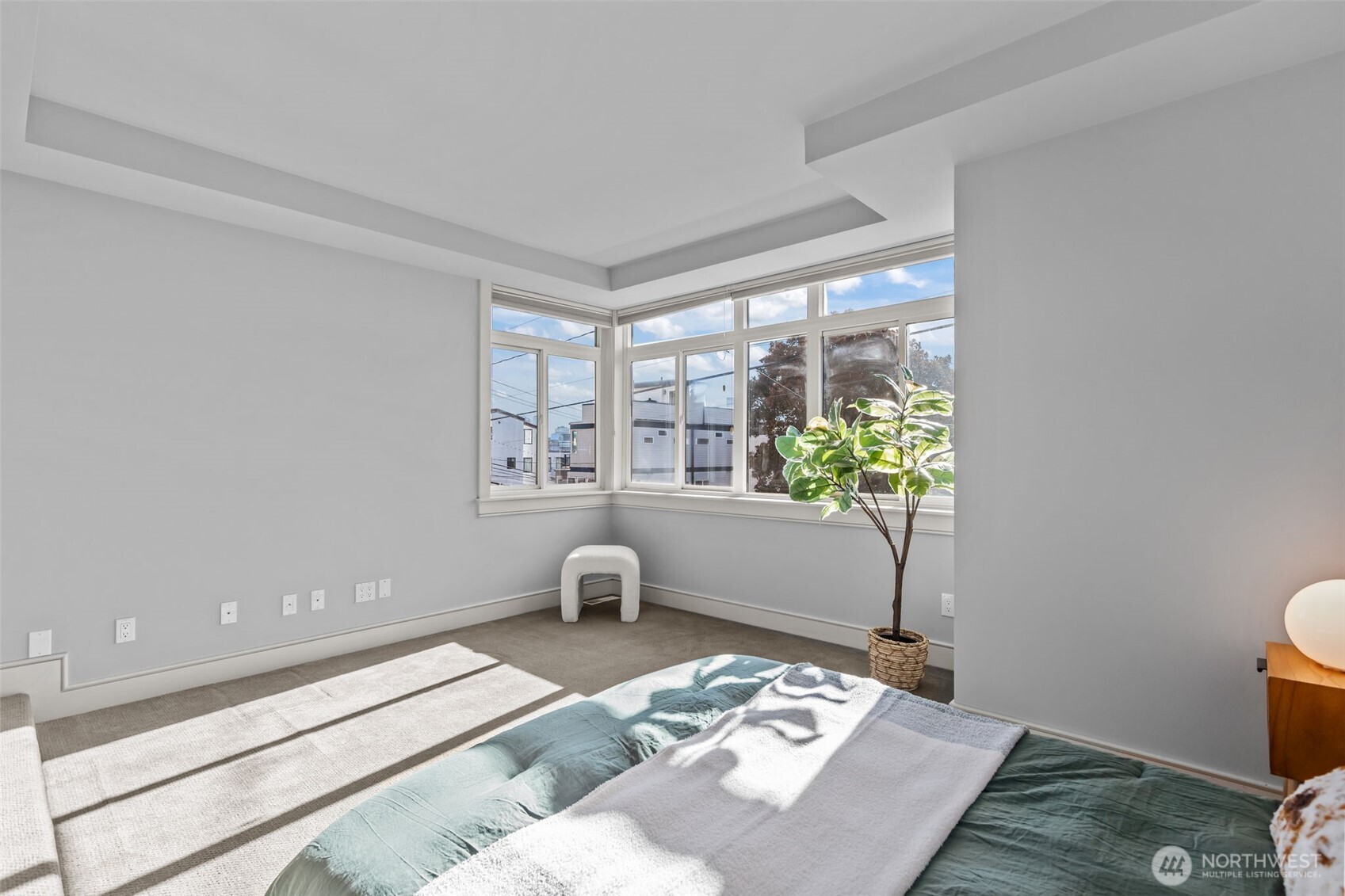 116 Aloha Street, Unit 116 Seattle, WA 98109 - Photo 15 of 28