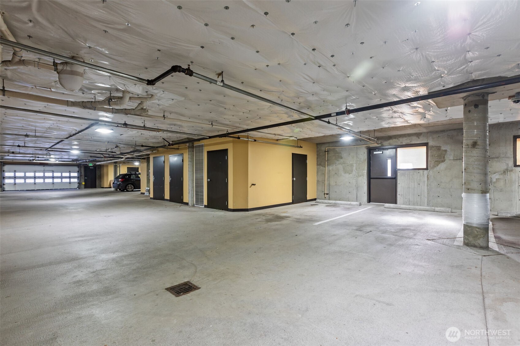 116 Aloha Street, Unit 116 Seattle, WA 98109 - Photo 27 of 28