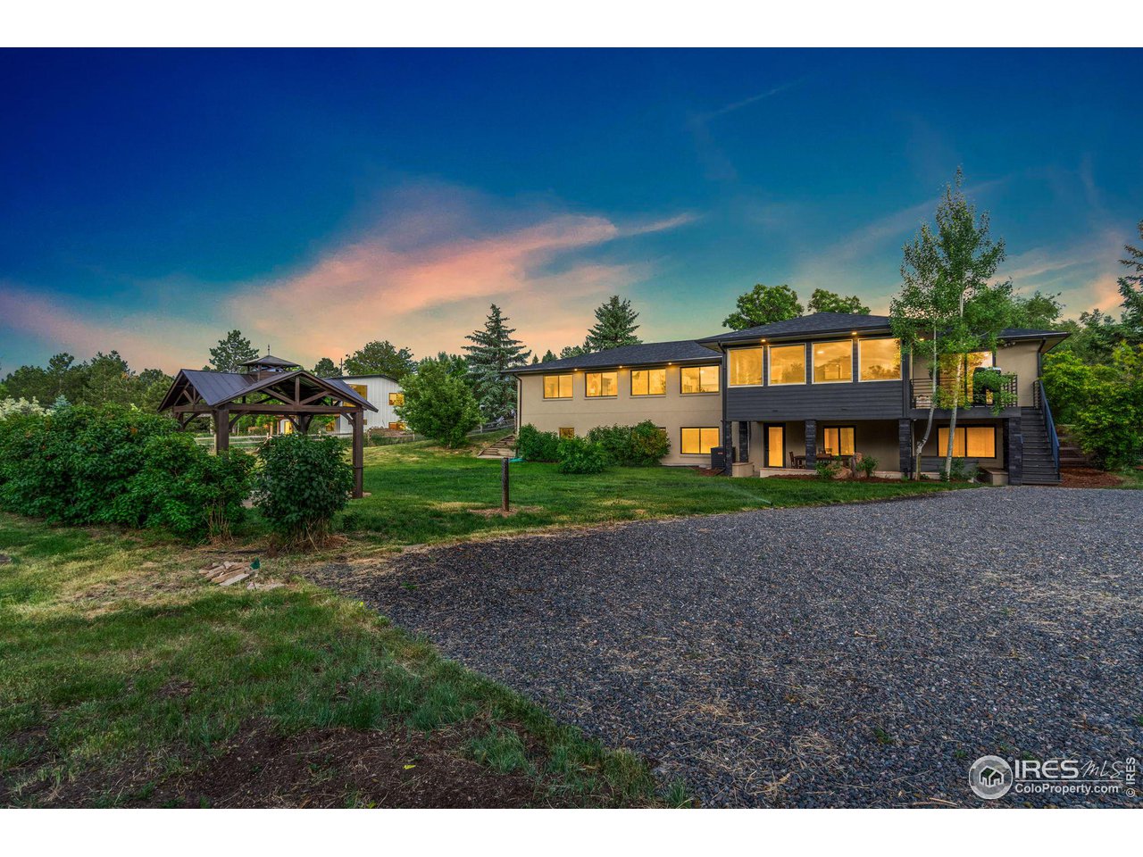 8861 Marathon Road Niwot, CO 80503 - Photo 35 of 40 a view of a big yard with a house