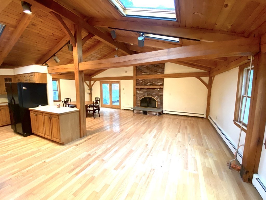 243 Weston Road Wellesley, MA 02482 - Photo 7 of 37