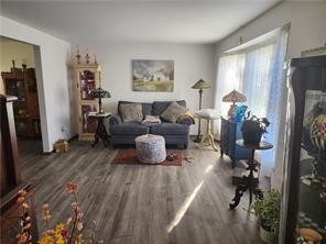 6 Foxpointe Circle Perinton, NY 14450 - Photo 3 of 34