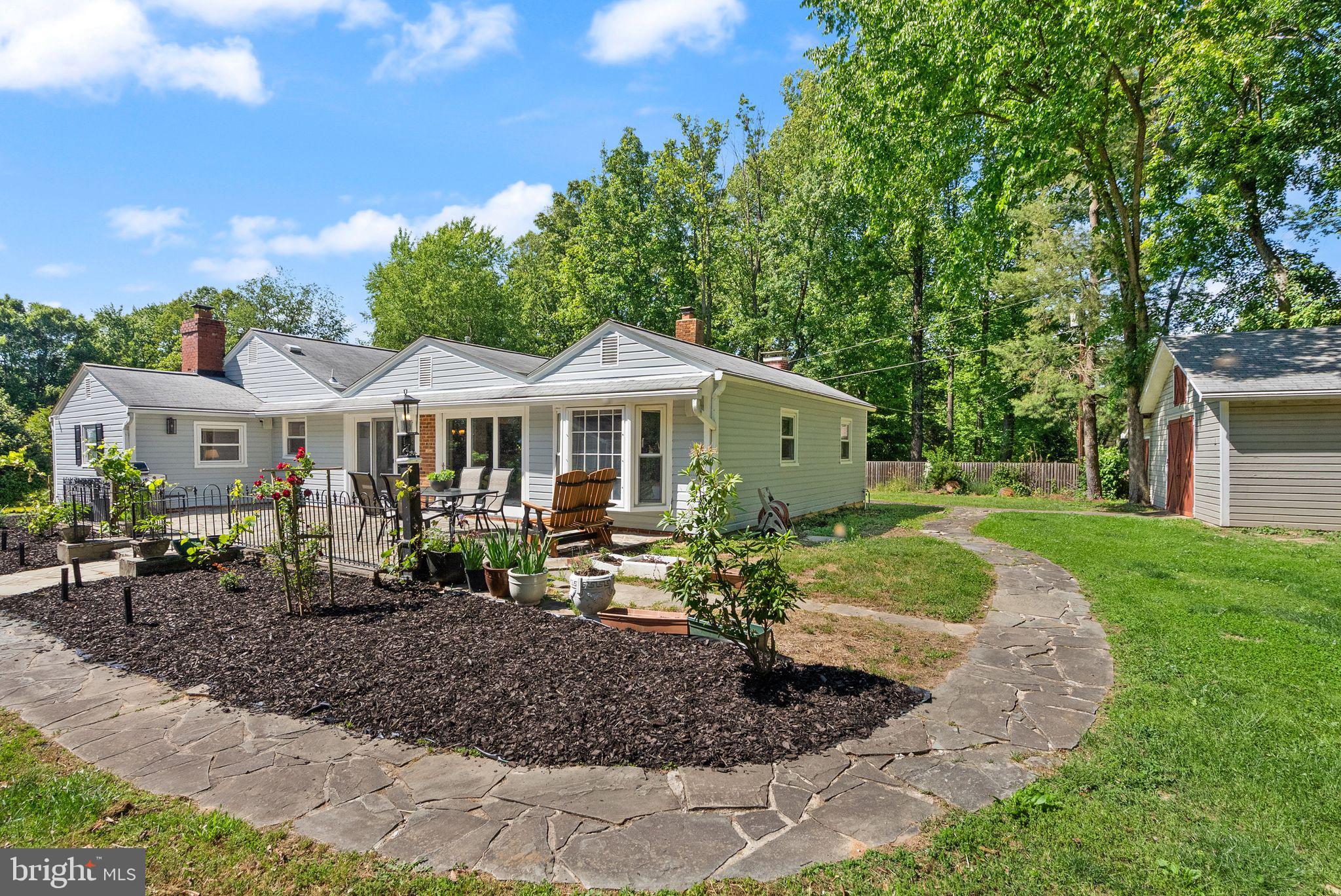 815 Seneca Road Great Falls, VA 22066 - Photo 45 of 61