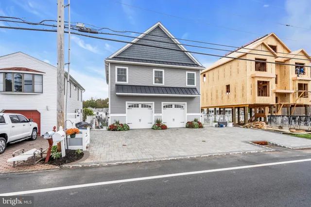 $825,000 | 1131 Beach Boulevard, Forked River, NJ 08731