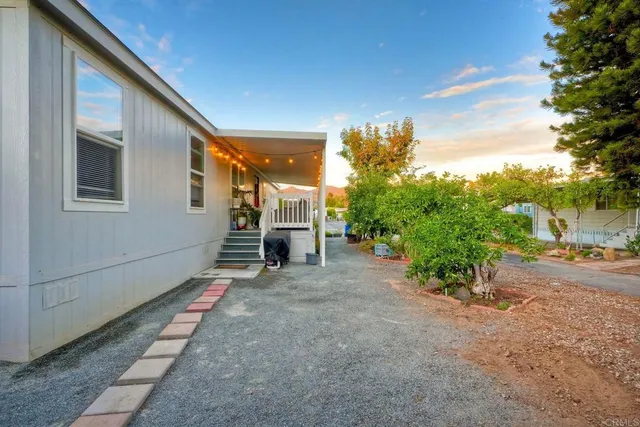 $479,000 | 2700 East Valley Parkway, Unit SPC #81, Escondido, CA 92027