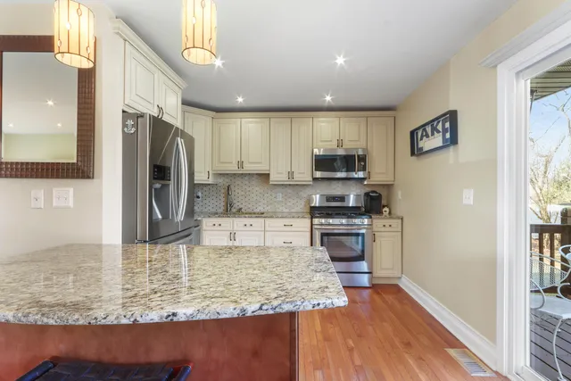 $669,000 | 501 Sue Ann Drive, Lake Geneva, WI 53147