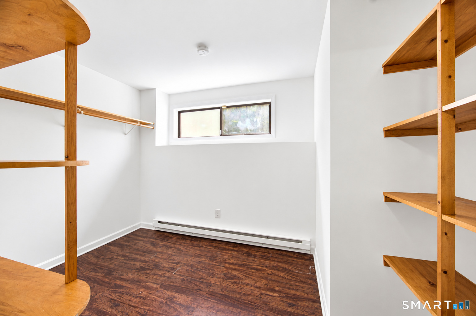 33 Colonial Road, Unit 4 Stamford, CT 06906 - Photo 29 of 36 Gallery Image 29