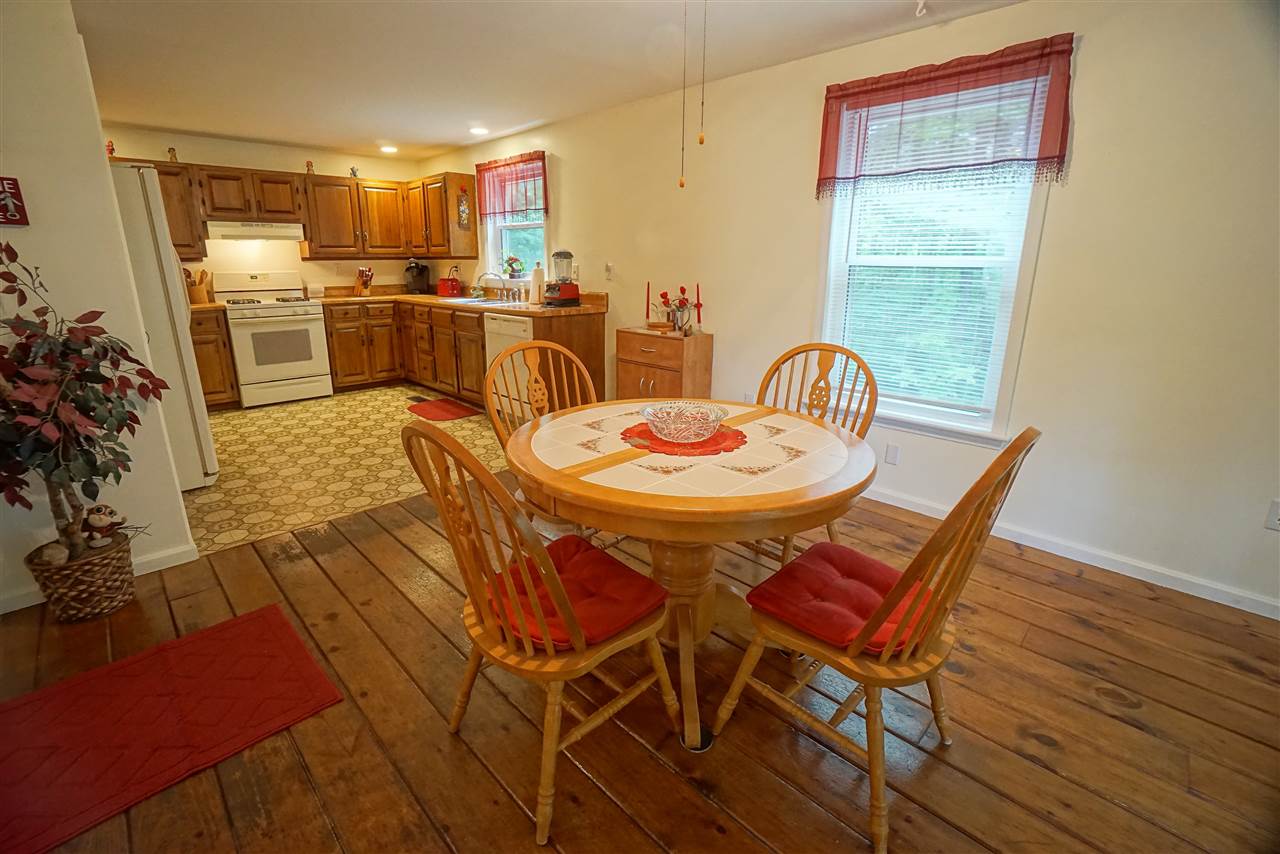 640 River Road Weare, NH 03281 - Photo 7 of 37 Gallery Image 7