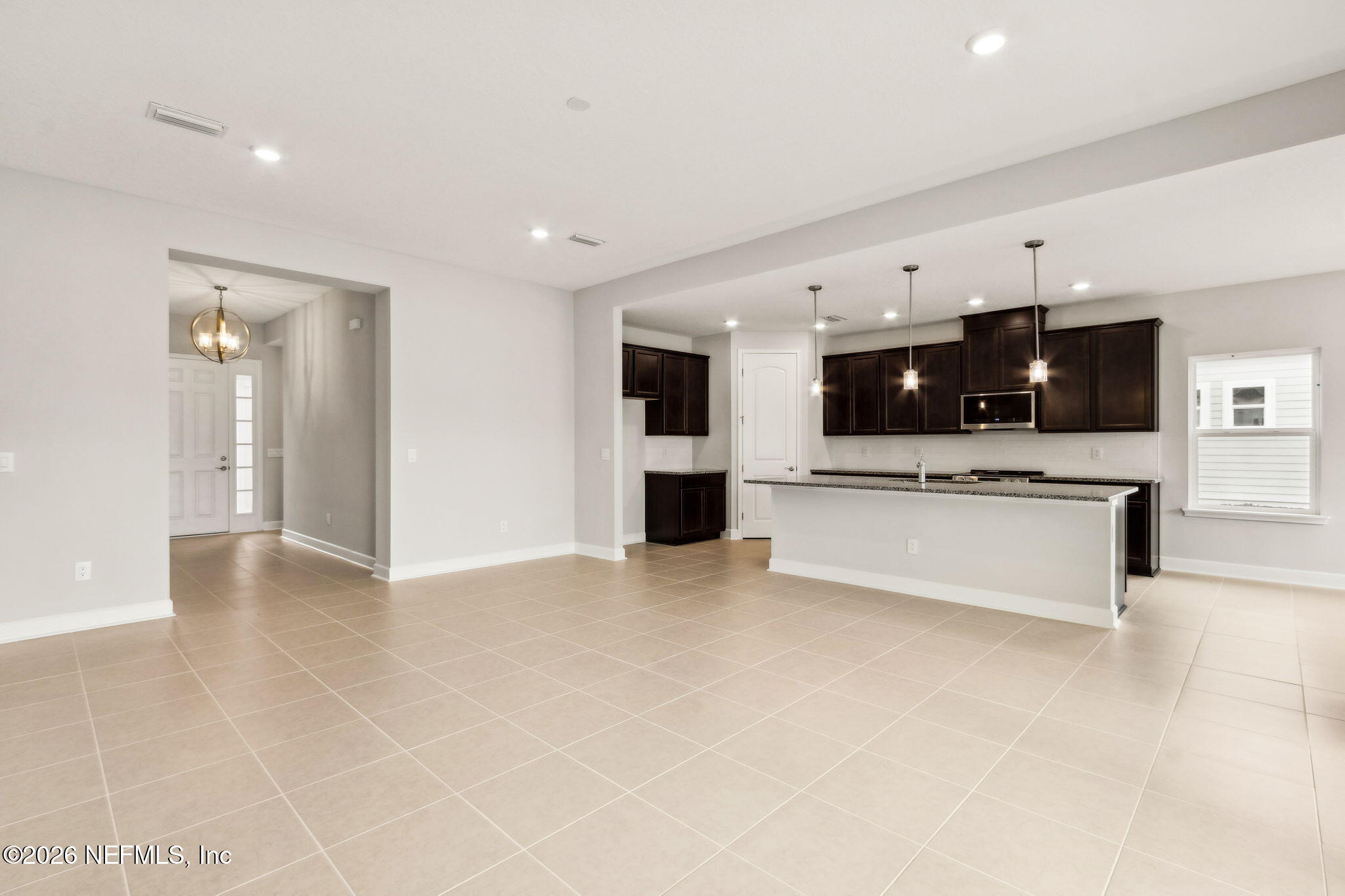 85236 Sandy Rdg Loop, Unit 26 Yulee, FL 32097 - Photo 5 of 20 Gathering room