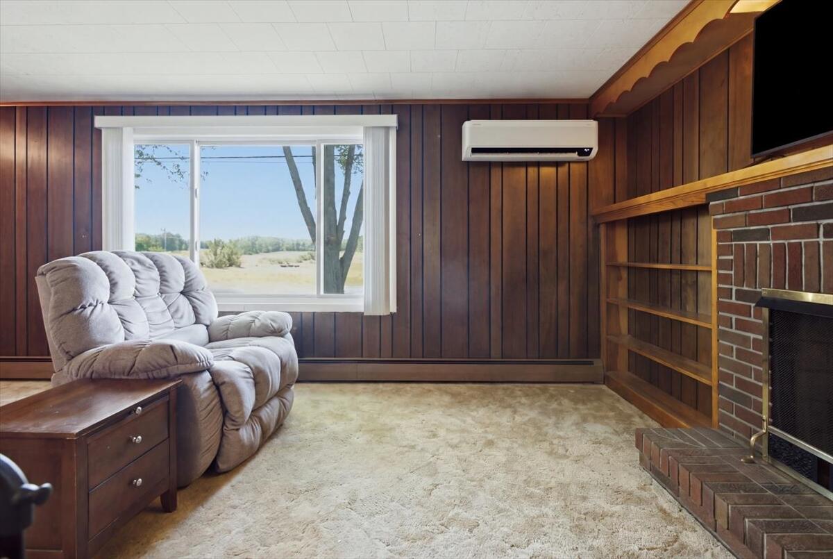 639 Bangor Road Benton, ME 04901 - Photo 8 of 33 16-03_Living Room 01