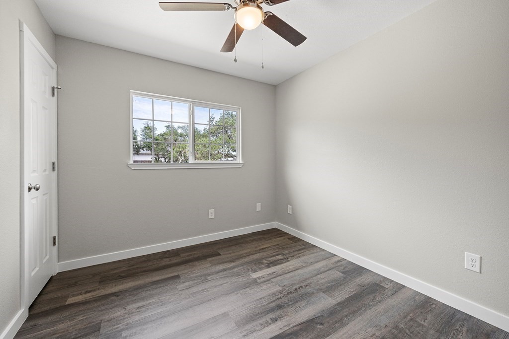 936 South 10th Street Aransas Pass, TX 78336 - Photo 17 of 22