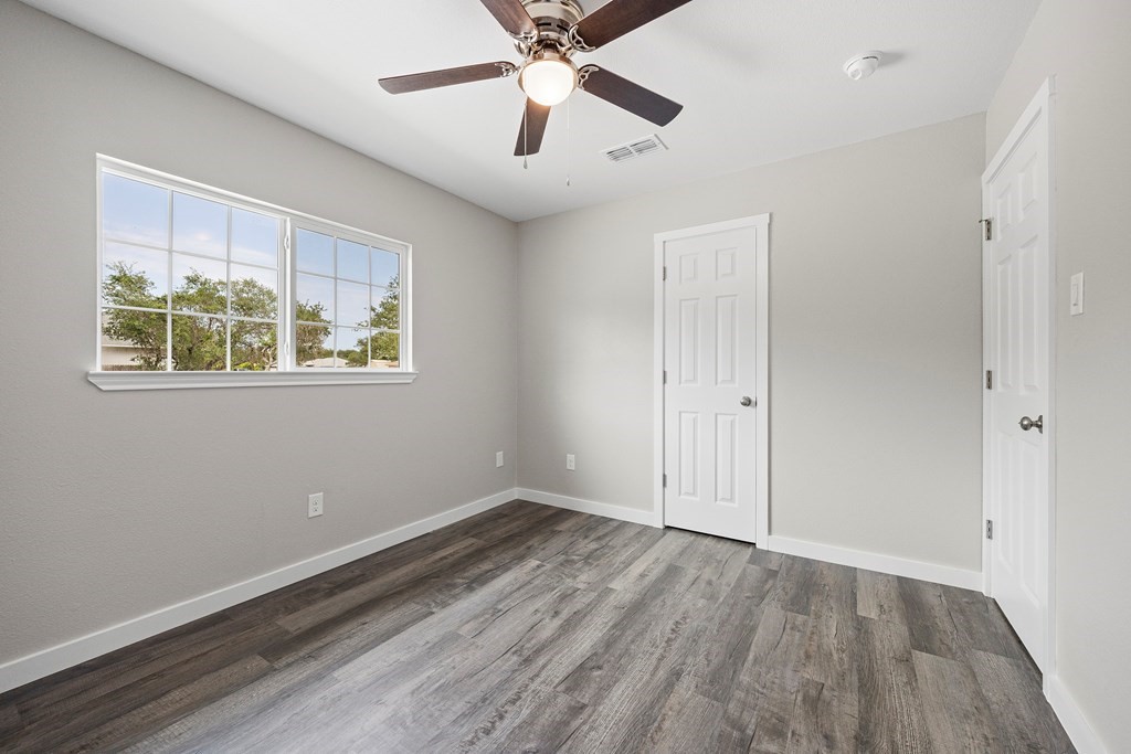 936 South 10th Street Aransas Pass, TX 78336 - Photo 19 of 22