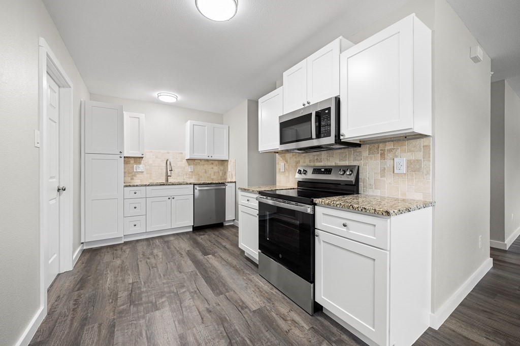 936 South 10th Street Aransas Pass, TX 78336 - Photo 6 of 22