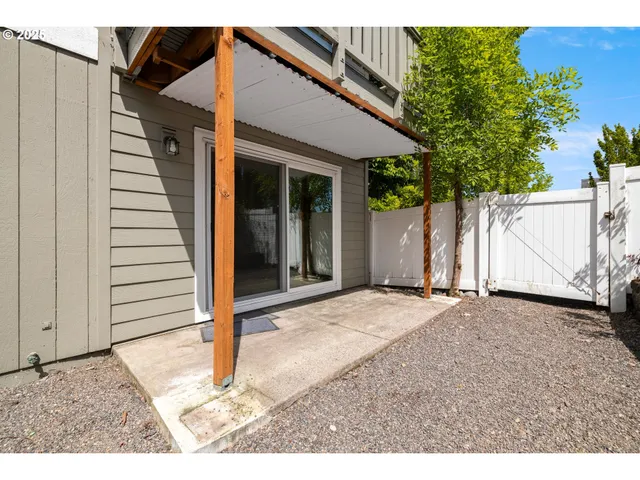 $235,000 | 1950 Northwest 143rd Avenue, Unit 101, Portland, OR 97229