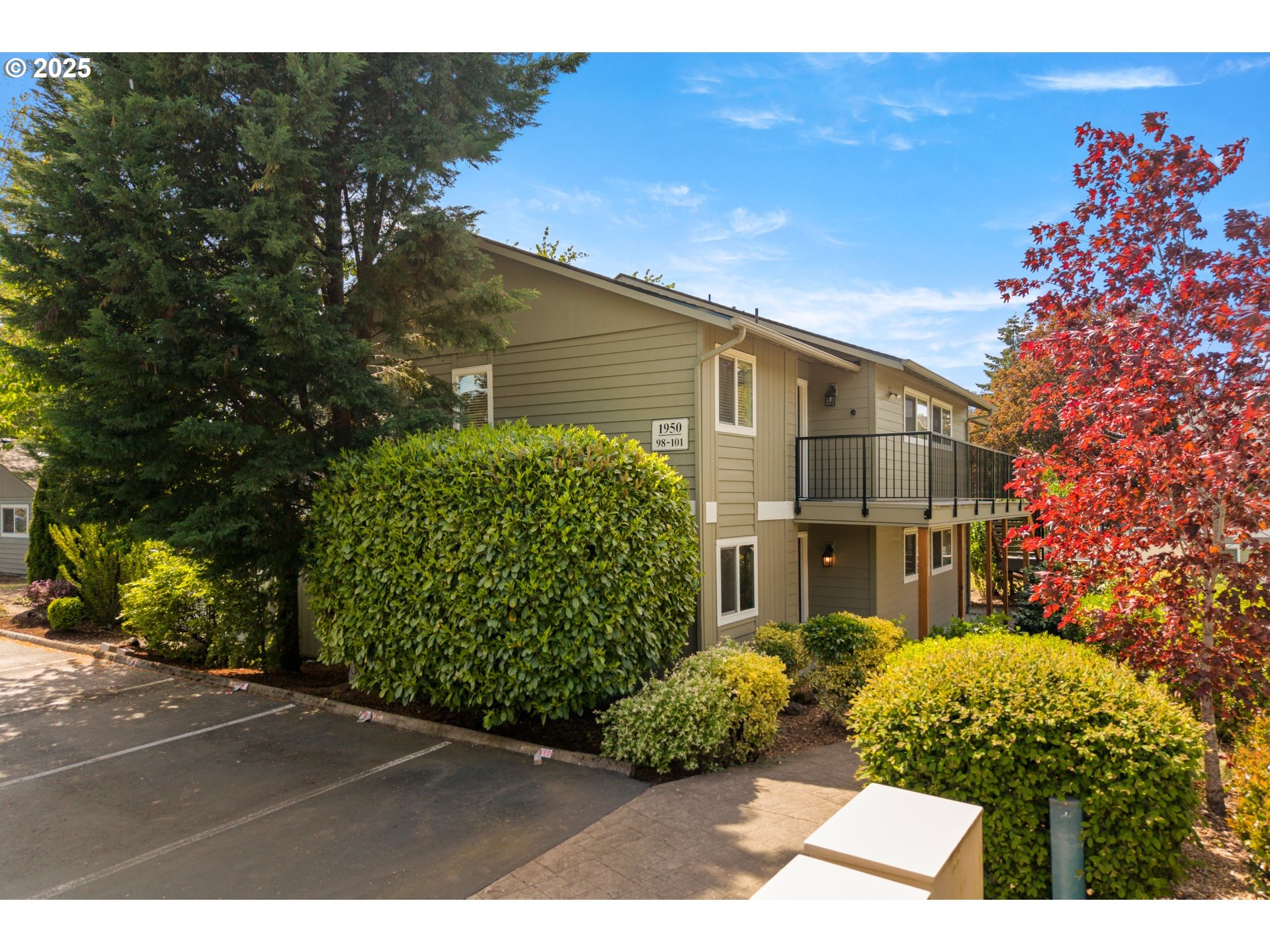 1950 Northwest 143rd Avenue, Unit 101 Portland, OR 97229 - Photo 38 of 45