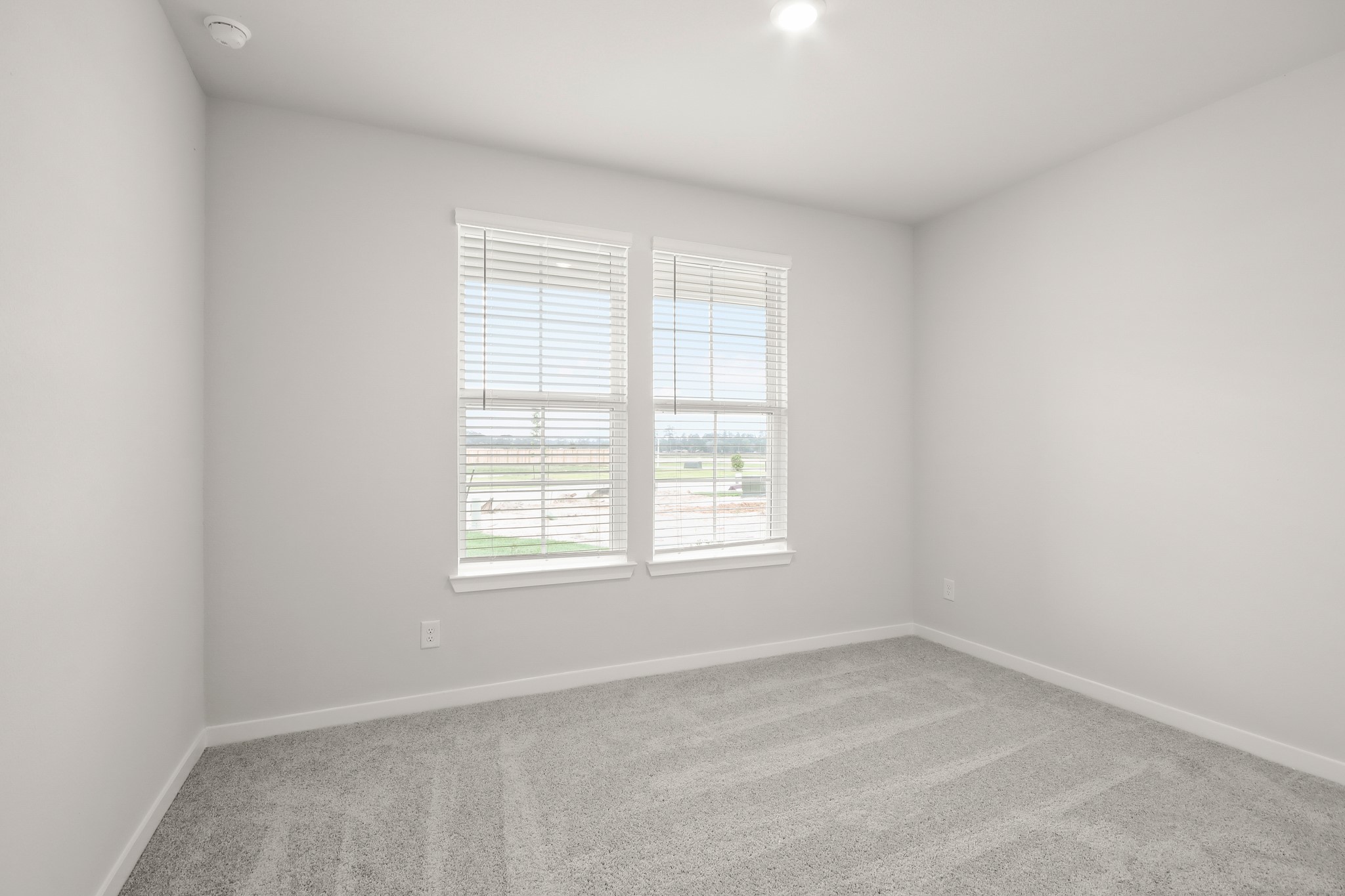 513 Wax Myrtle Way Hockley, TX 77447 - Photo 23 of 29 an empty room with a window