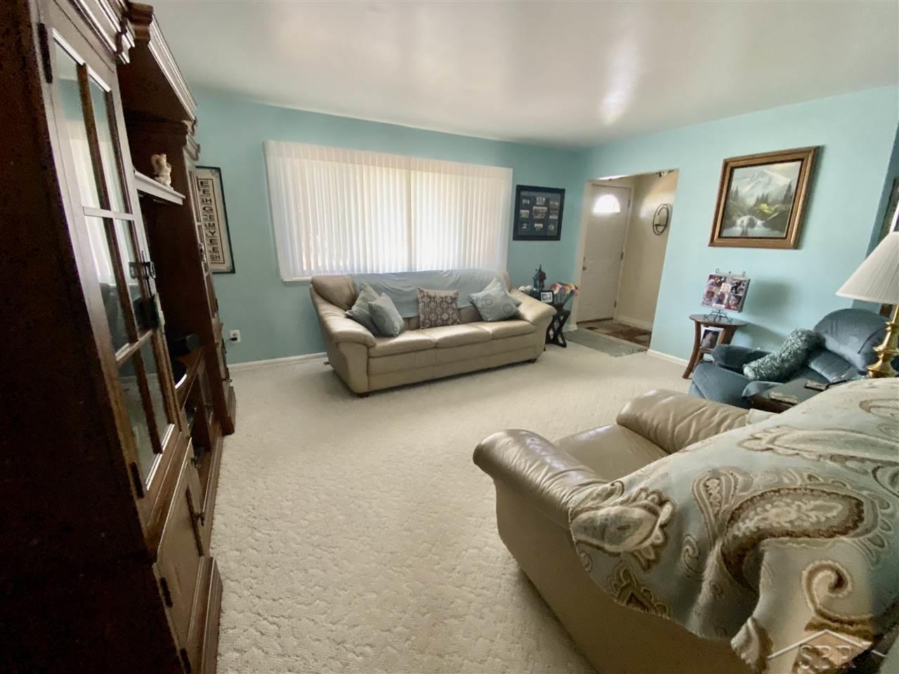 1625 Riviera Street Saginaw, MI 48604 - Photo 3 of 19 50022318-3.JPG
