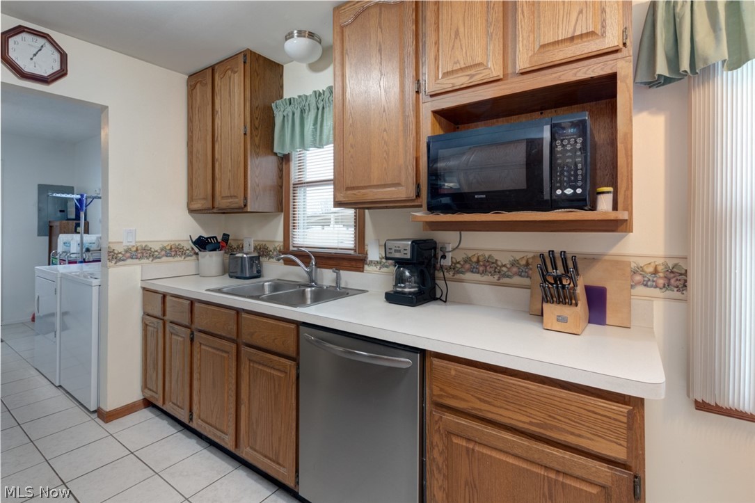 4921 Forest Road Mentor, OH 44060 - Photo 7 of 24